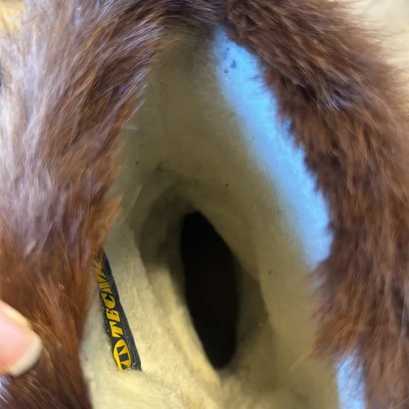vtg Italian Tecnica 70s 80s brown goat fur mukluk muk luk boots size 7.5 cute
