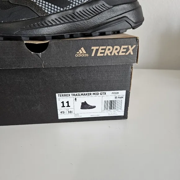 With Box Adidas | Gore-Tex Mountaineering and Trekking Mid Hiking Shoes, Mens 11