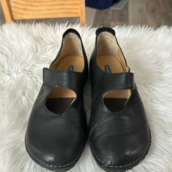 WOLKY SHOES DESIGNED FOR WALKING SIZE 41