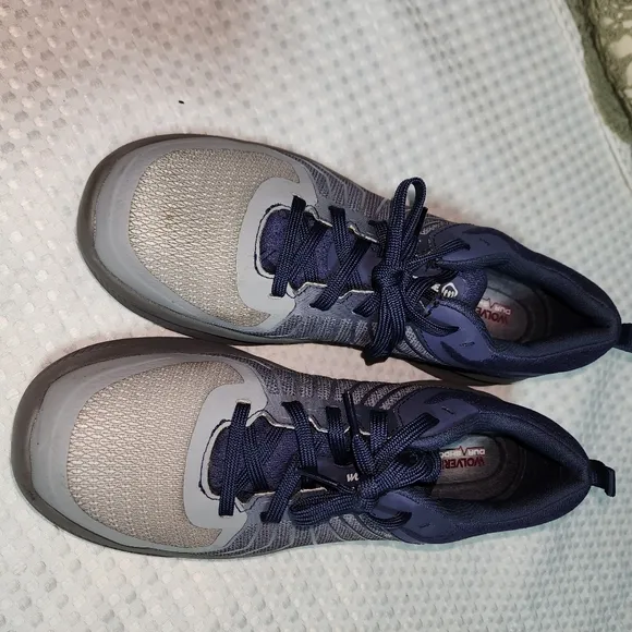 WOLVERINE EUC MENS SZ 9 BOLT VENT  DURASHOCK  CARBONNA TOE WORK SHOES