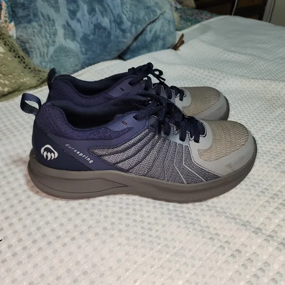 WOLVERINE EUC MENS SZ 9 BOLT VENT  DURASHOCK  CARBONNA TOE WORK SHOES