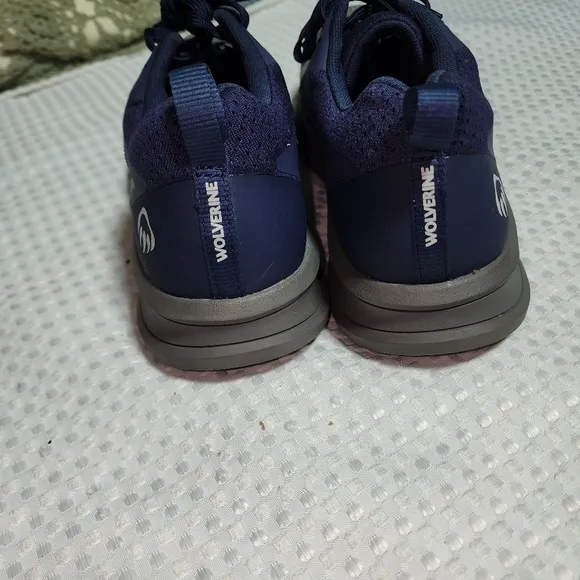 WOLVERINE EUC MENS SZ 9 BOLT VENT  DURASHOCK  CARBONNA TOE WORK SHOES