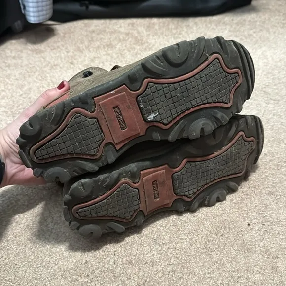 Wolverine steel toe boots size 7.5 women’s