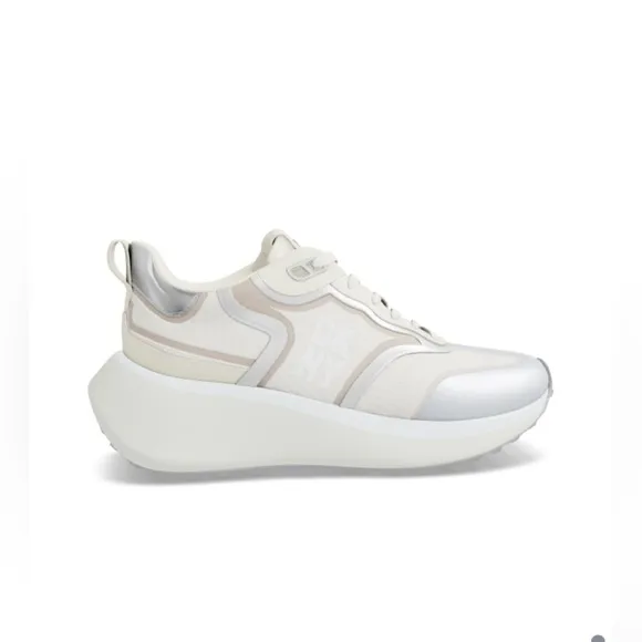 Women's Aki Lace-Up Sneakers