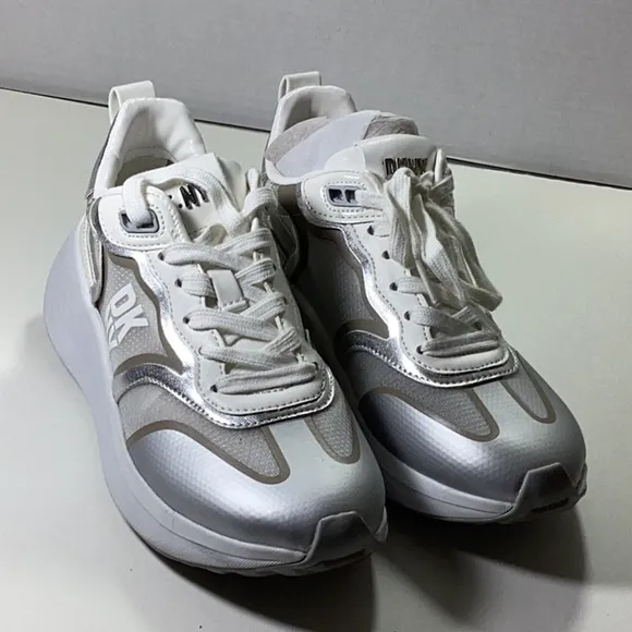 Women's Aki Lace-Up Sneakers