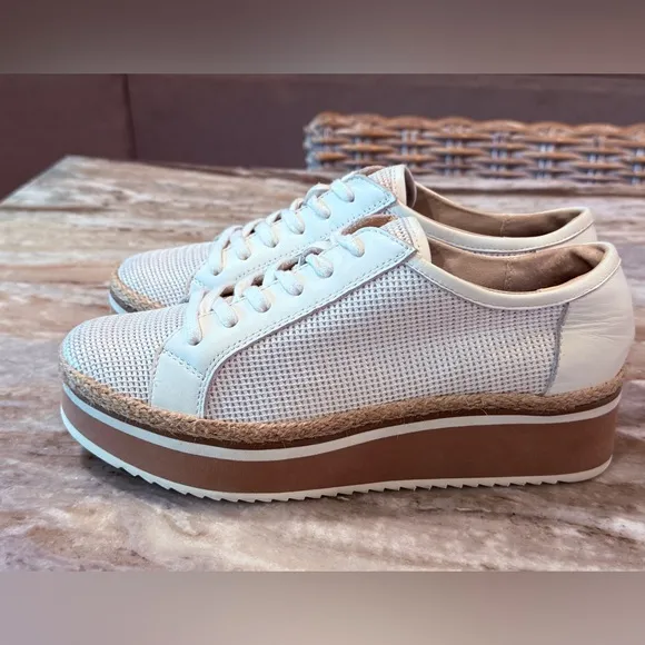 Women’s DOLCE VITA Telah platform sneakers- Size 7.5