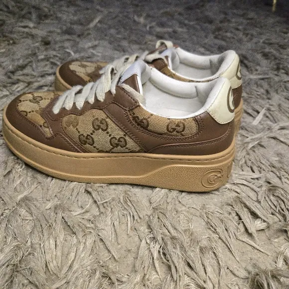 Women’s Gucci GG chunky sneakers size 36  made in Italy