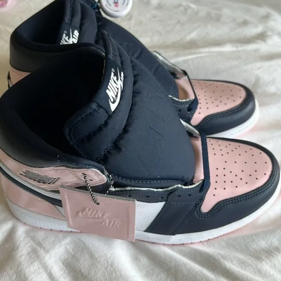 Women’s Jordan 1 High Sneakers
