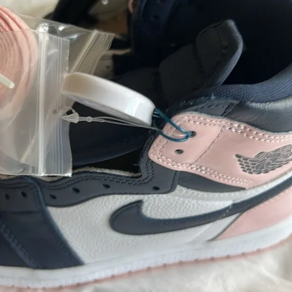 Women’s Jordan 1 High Sneakers