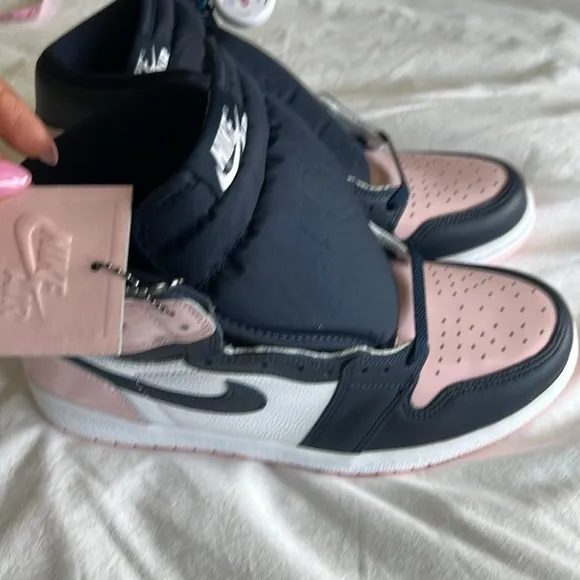 Women’s Jordan 1 High Sneakers