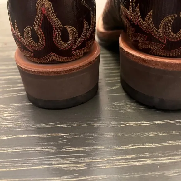 Women’s Lucchese square toe cognac teju lizard cow girl boots size 6.5 B