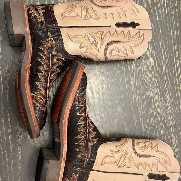 Women’s Lucchese square toe cognac teju lizard cow girl boots size 6.5 B