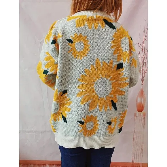 Women's Oversized Flower Crewneck Cable Knit Pullover Long Sleeve Chunky Sweater