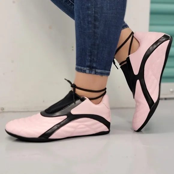 Women's Pink Low Top Sneakers