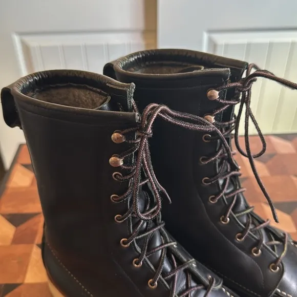 Women’s Red Wing 8 inch Moc Toe Boots Black 9