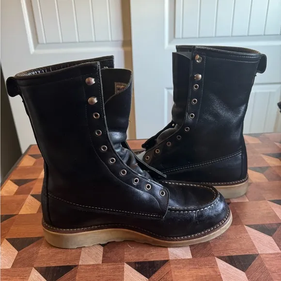 Women’s Red Wing 8 inch Moc Toe Boots Black 9