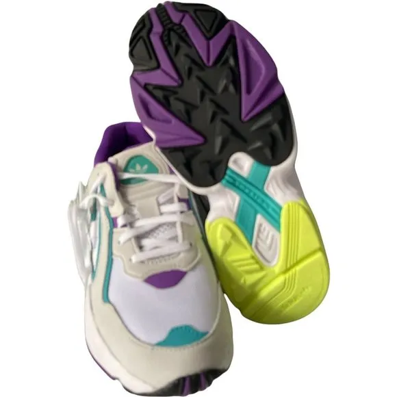 Women's Sneakers Size 6 adidas Originals EE7553 Yung 96 Chasm J White