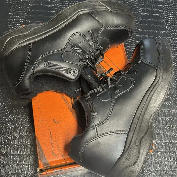 Work By Red Wing Shoes Non Metallic Toe Electrical Hazard size 10.5WW