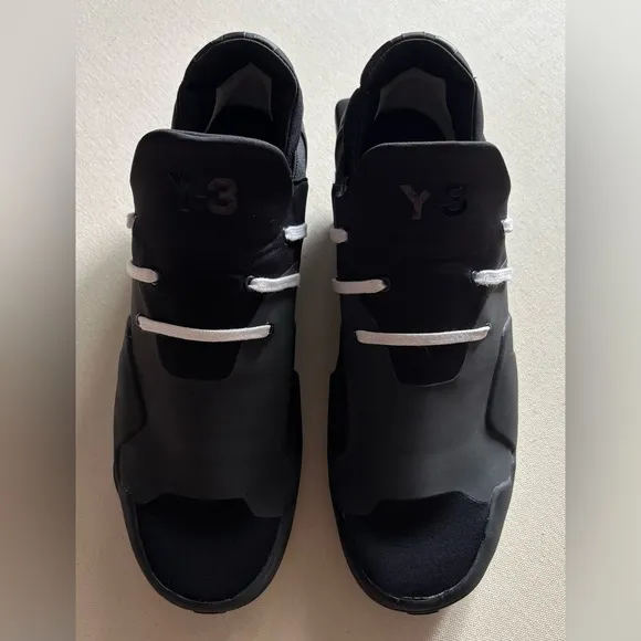 Y-3 Black Mira Sneakers Modern Minimalist Design