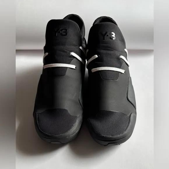 Y-3 Black Mira Sneakers Modern Minimalist Design