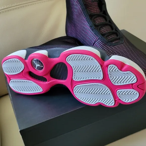 Youth Jordan Horizon GG High Top Sneakers; Size 6.5Y.