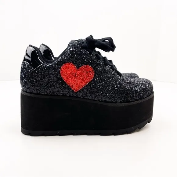YRU Lala Heart Platform Sneakers Black Red Glitter Size 8