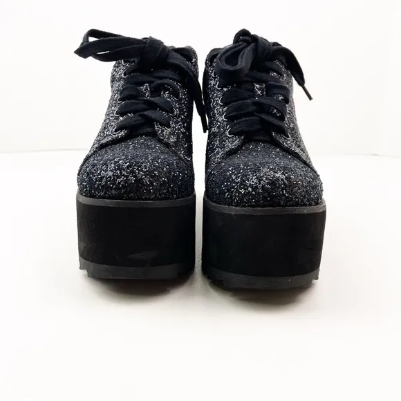 YRU Lala Heart Platform Sneakers Black Red Glitter Size 8