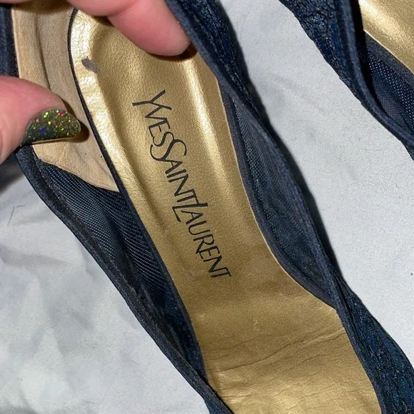 Yves Saint Laurent Navy Blue Lace Leather size 6.5 M Dress Heels