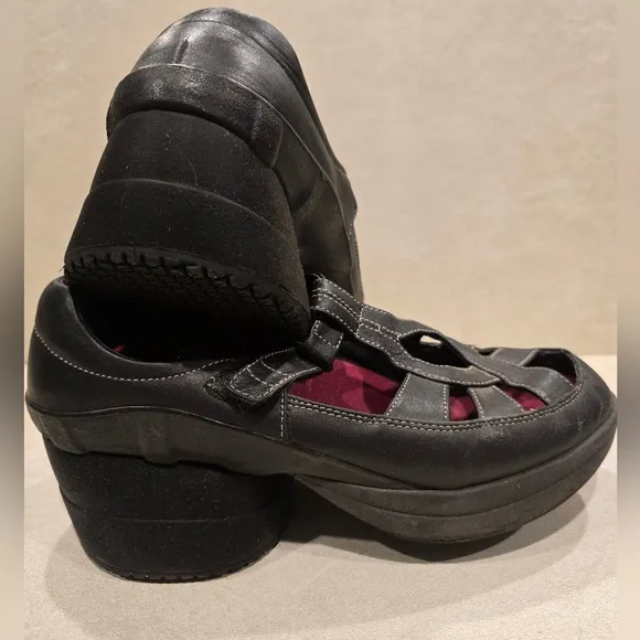 Z-coil Z-Breeze Mary Jane Wms Sz US 10 Styish Comfort
