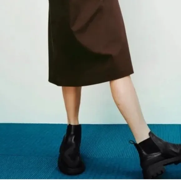 ZARA LEATHER RUBBERISED TOE ANKLE BOOTS SZ 6.5 or 37 EU