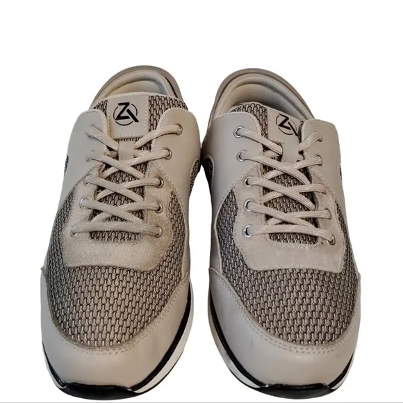 ZEBA Walking Shoes for Men size 8 BEIGE